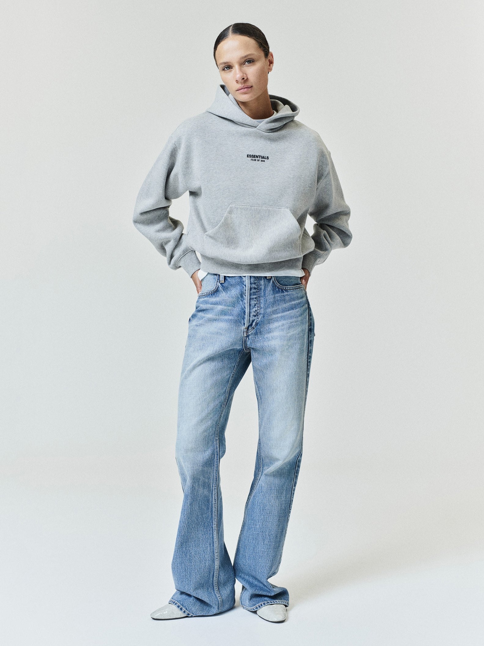 Womens Essentials FW26 Classic Hoodie